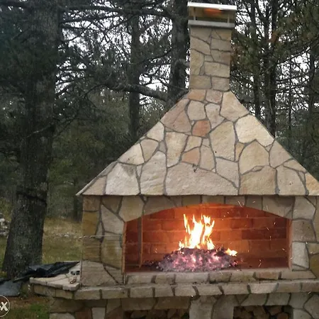 Rujiste Vikendica Weekend House بيت للعطل موستار